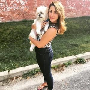 Meet your Posher, Laura